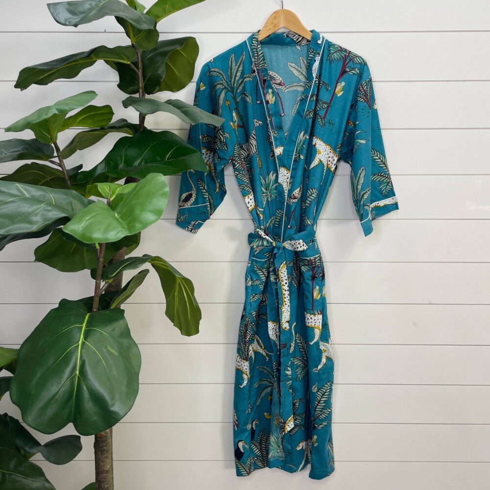 Golden Aura Kimono - Image 2